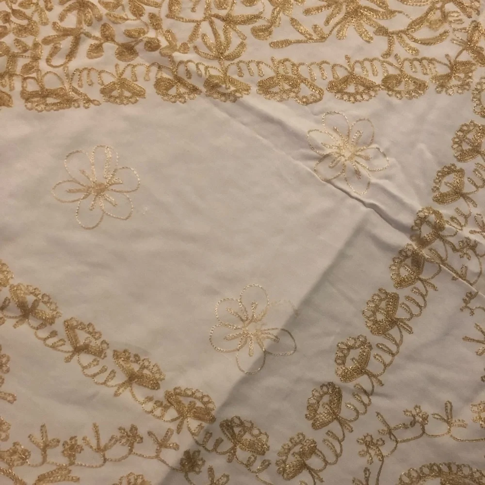N/A vtg embroidered